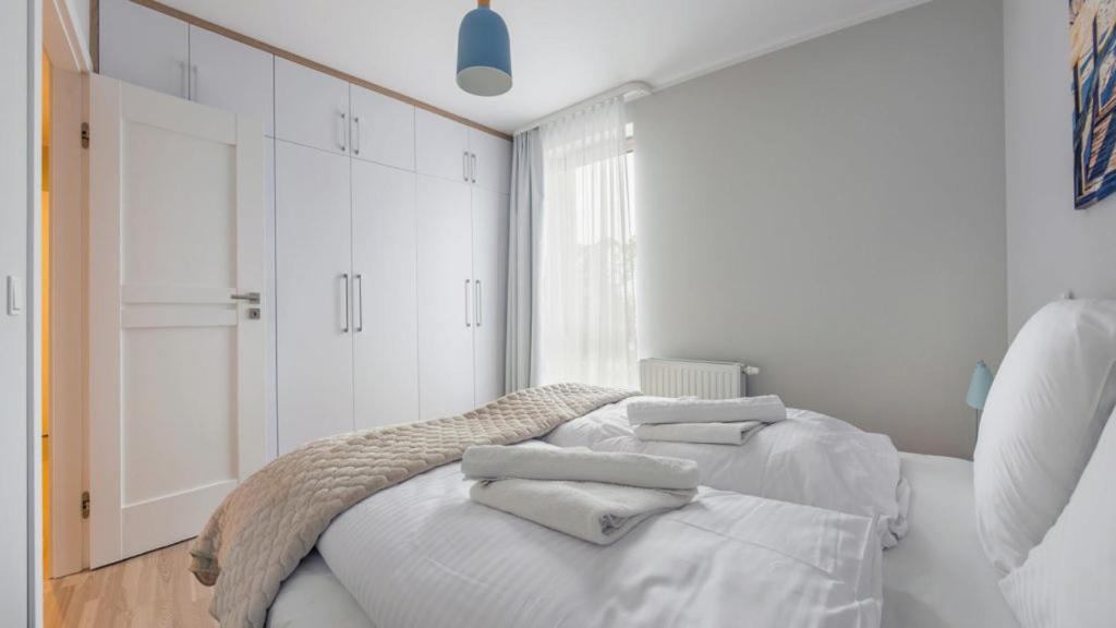 Apartament W Rezydencji Park ミエルノ エクステリア 写真
